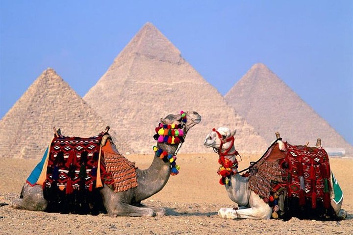 Private Full-Day Cairo and Giza Tour from Hurghada – Pyramids, Museum & Nile Experience